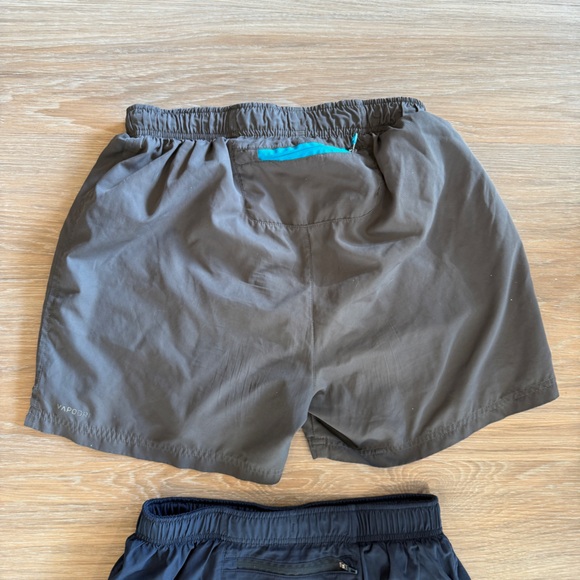 Canterbury Men's Medium Black and Gray Shorts - Picture 8 of 8